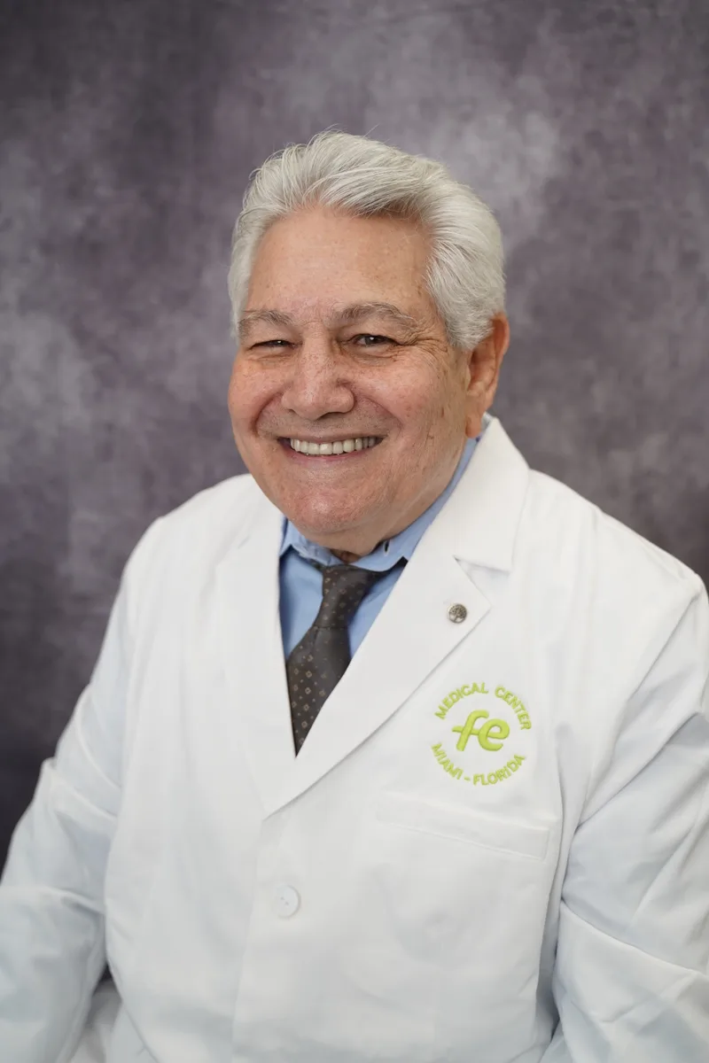 Dr. Alejandro Pérez